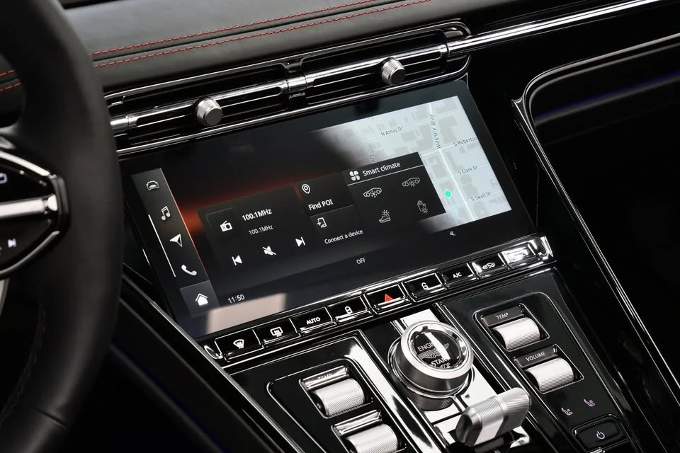 2025 Aston Martin DB12 - Image 13 of 15