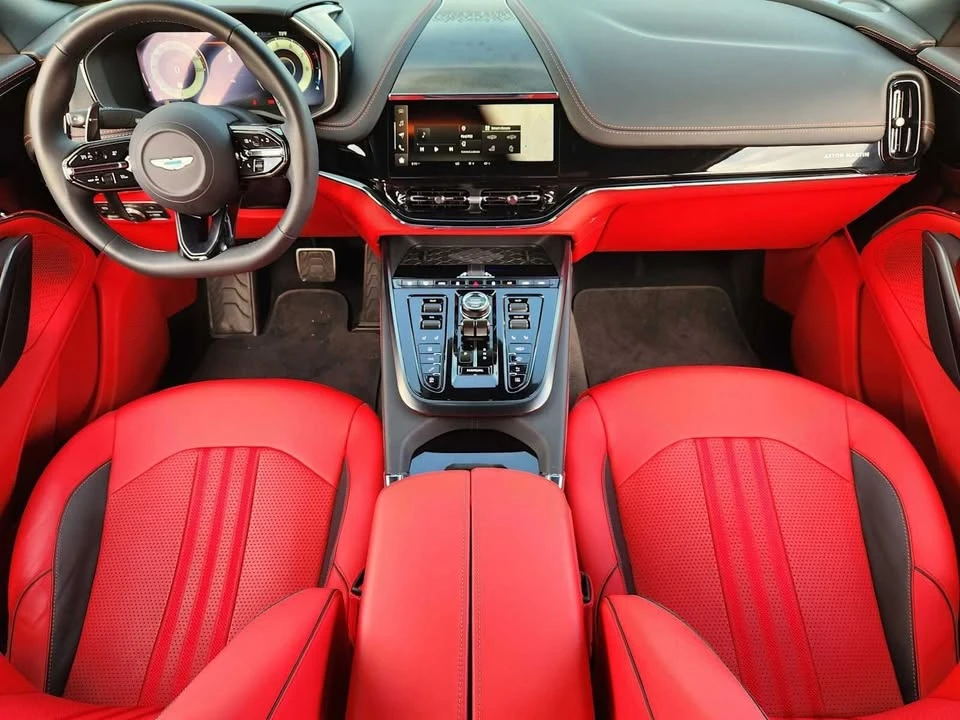 2025 Aston Martin DBX 707 - Image 11 of 12
