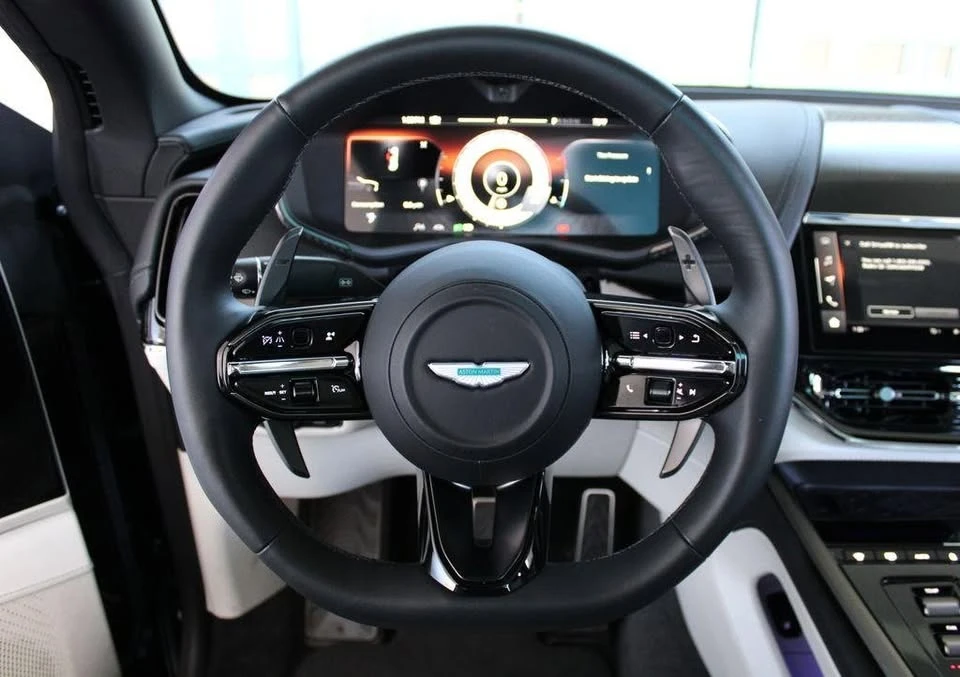 2025 Aston Martin DBX 707 - Image 13 of 19