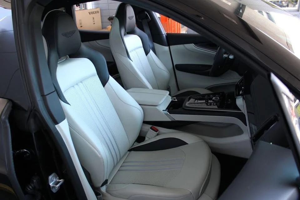 2025 Aston Martin DBX 707 - Image 3 of 19