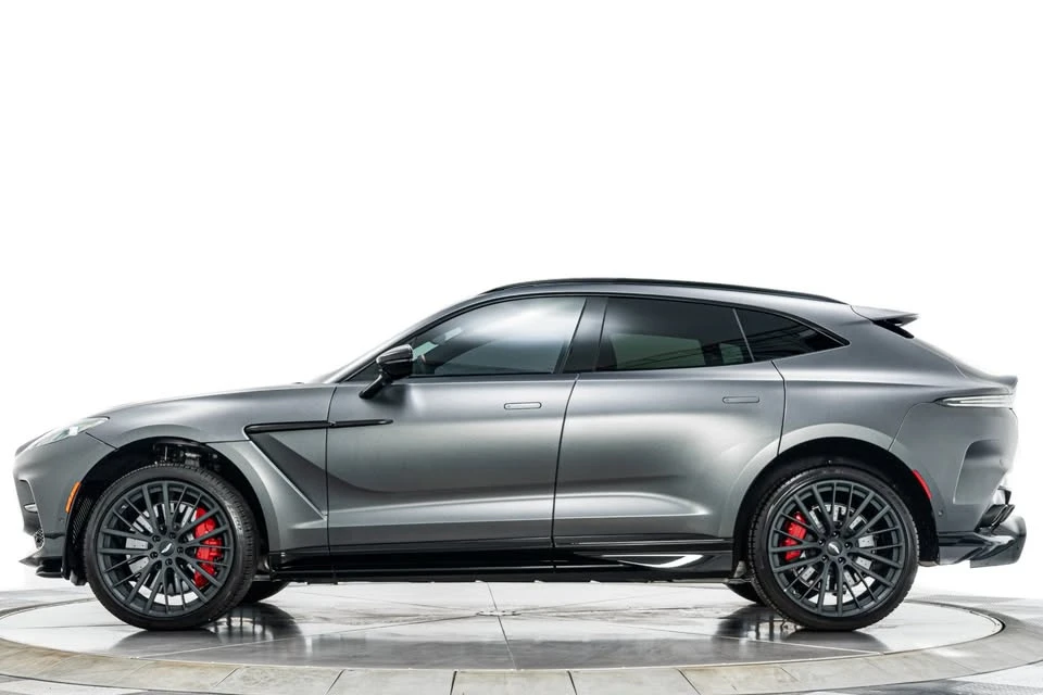 2025 Aston Martin DBX 707 - Image 5 of 15