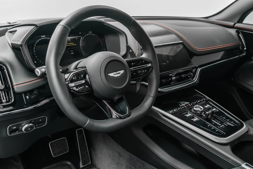 2025 Aston Martin DBX 707 - Image 9 of 15