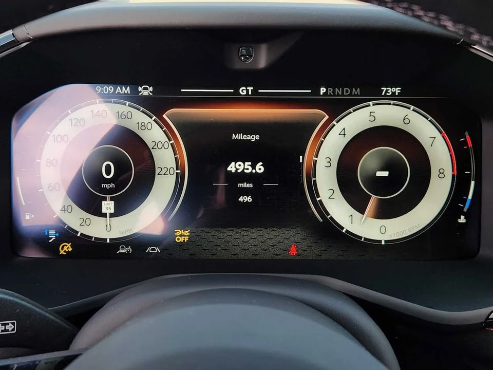 2025 Aston Martin DBX 707 - Image 9 of 12