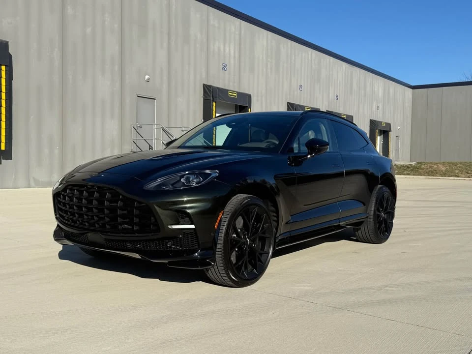 2025 Aston Martin DBX 707 - Image 2 of 19