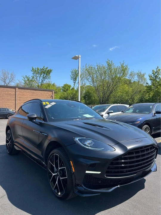 2025 Aston Martin DBX 707 - Image 3 of 17