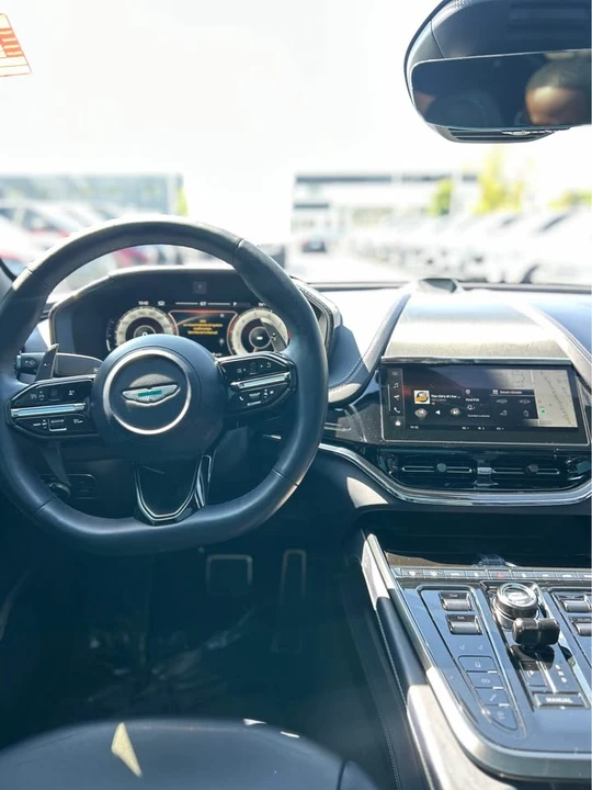 2025 Aston Martin DBX 707 - Image 10 of 17