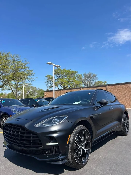 2025 Aston Martin DBX 707 - Image 2 of 17