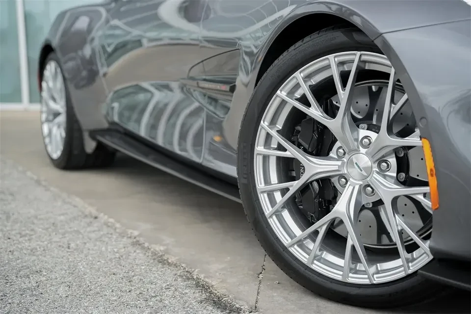 2025 Aston Martin Vanquish 3rd Gen - Image 2 of 19