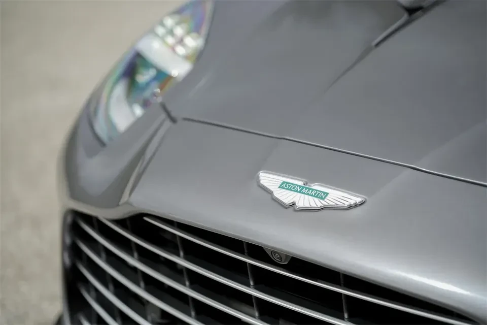 2025 Aston Martin Vanquish 3rd Gen - Image 4 of 19