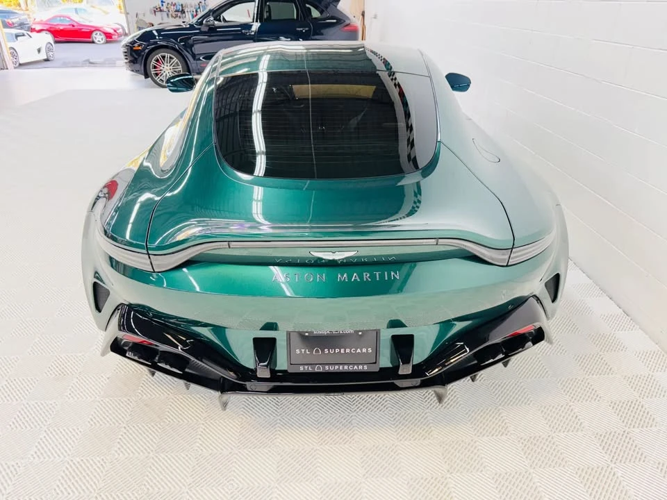 2025 Aston Martin V8 Vantage (2019+) - Image 10 of 19