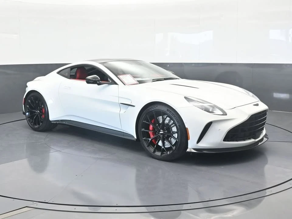 2025 Aston Martin V8 Vantage (2019+) - Image 6 of 19