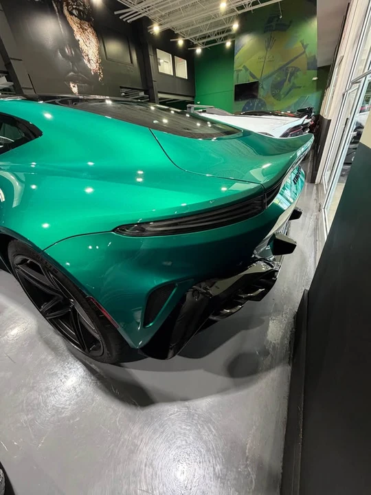 2025 Aston Martin V8 Vantage (2019+) - Image 3 of 6