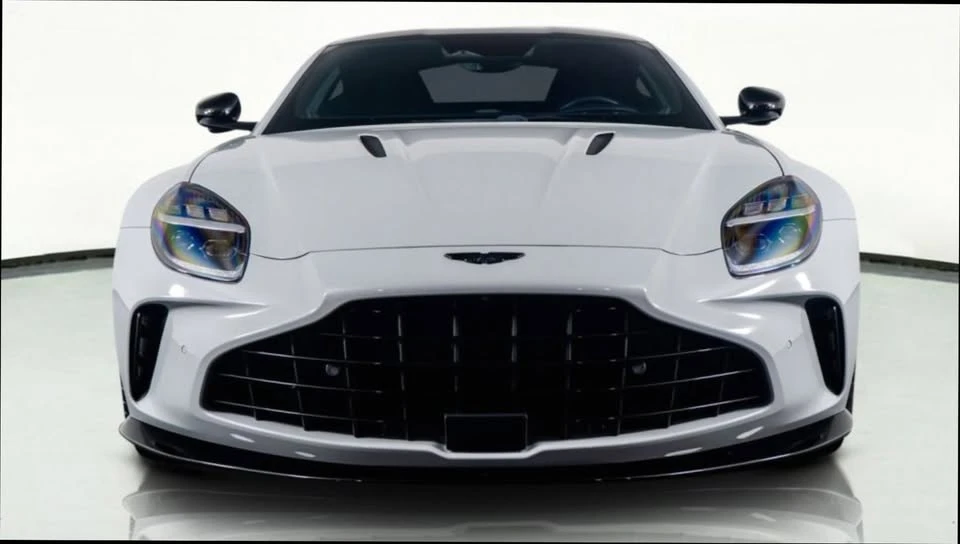 2025 Aston Martin V8 Vantage (2019+) - Image 8 of 20