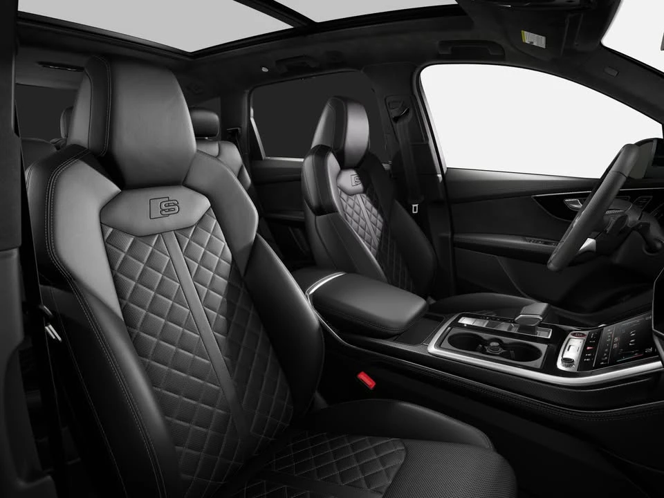 2025 Audi SQ7 - Image 2 of 8