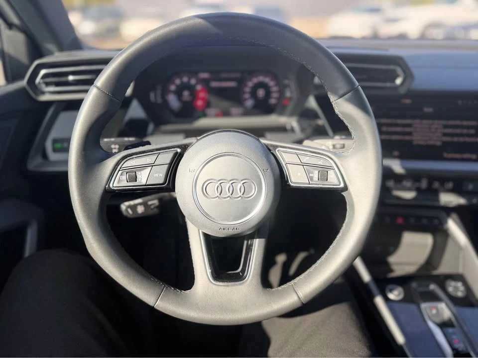 2025 Audi 8Y A3 - Image 10 of 11