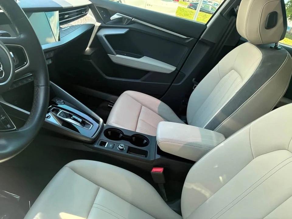 2025 Audi 8Y A3 - Image 5 of 5