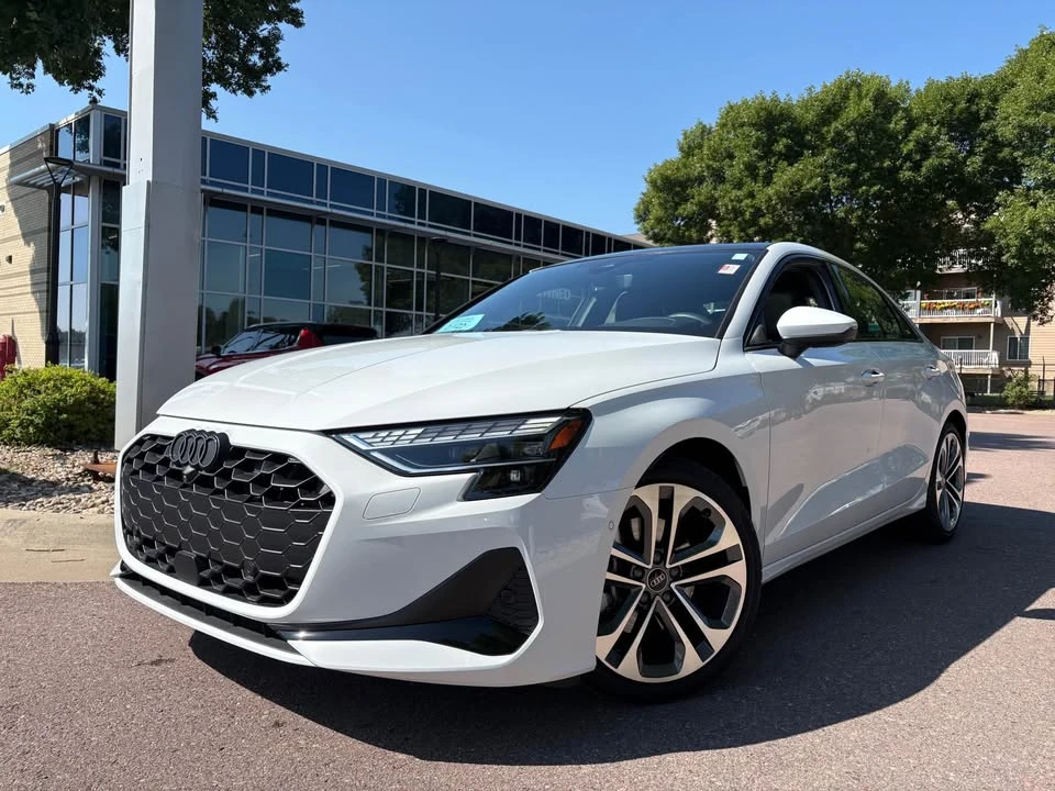 2025 Audi 8Y A3 - Image 2 of 20