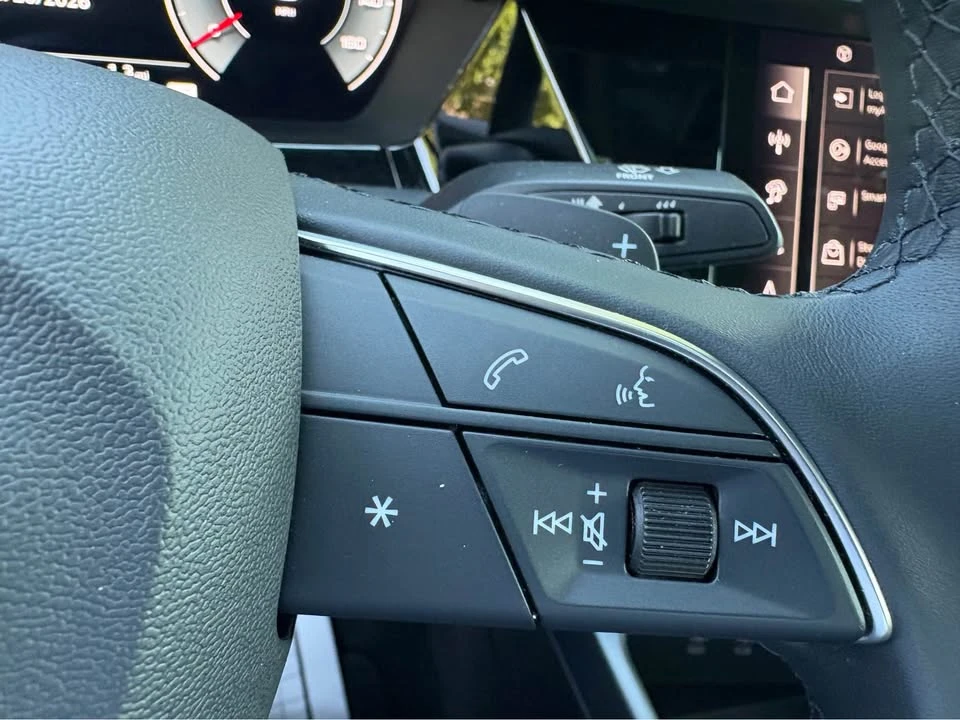 2025 Audi 8Y A3 - Image 11 of 20
