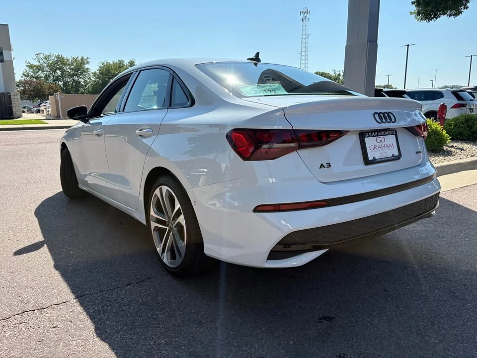 2025 Audi 8Y A3 - Image 3 of 20