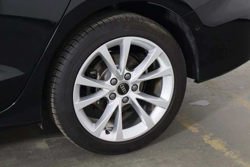 2025 Audi 8Y A3 - Image 19 of 20