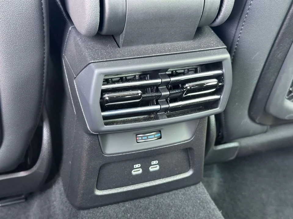 2025 Audi 8Y A3 - Image 11 of 19