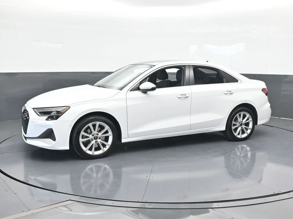 2025 Audi 8Y A3 - Image 2 of 12