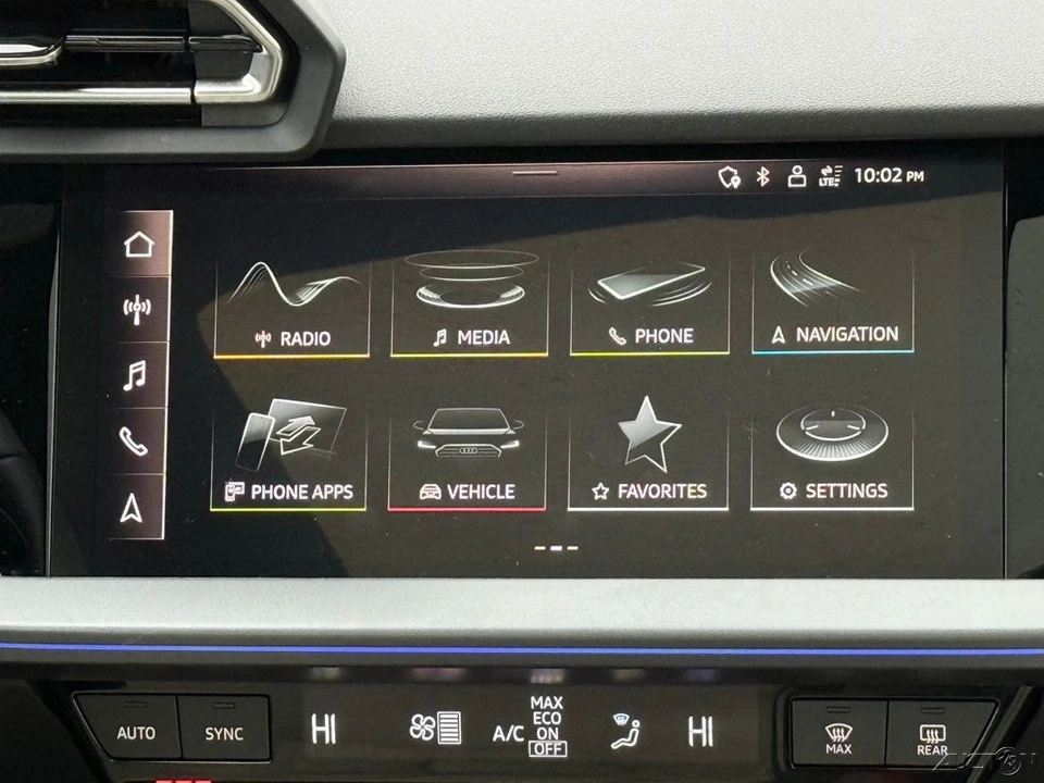 2025 Audi 8Y A3 - Image 19 of 21