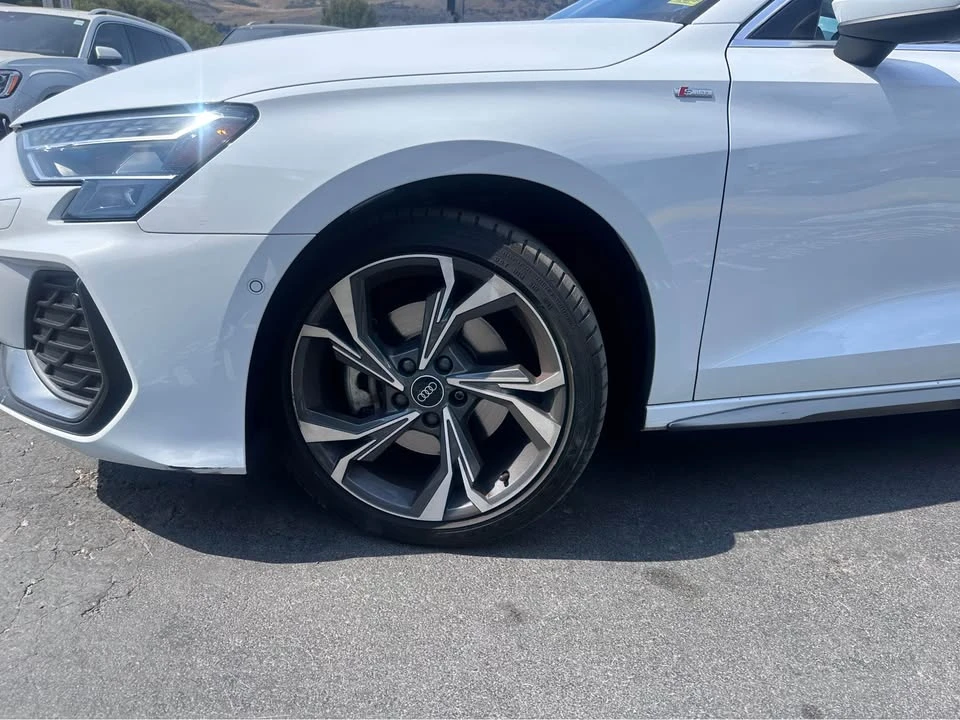 2025 Audi 8Y A3 - Image 3 of 18