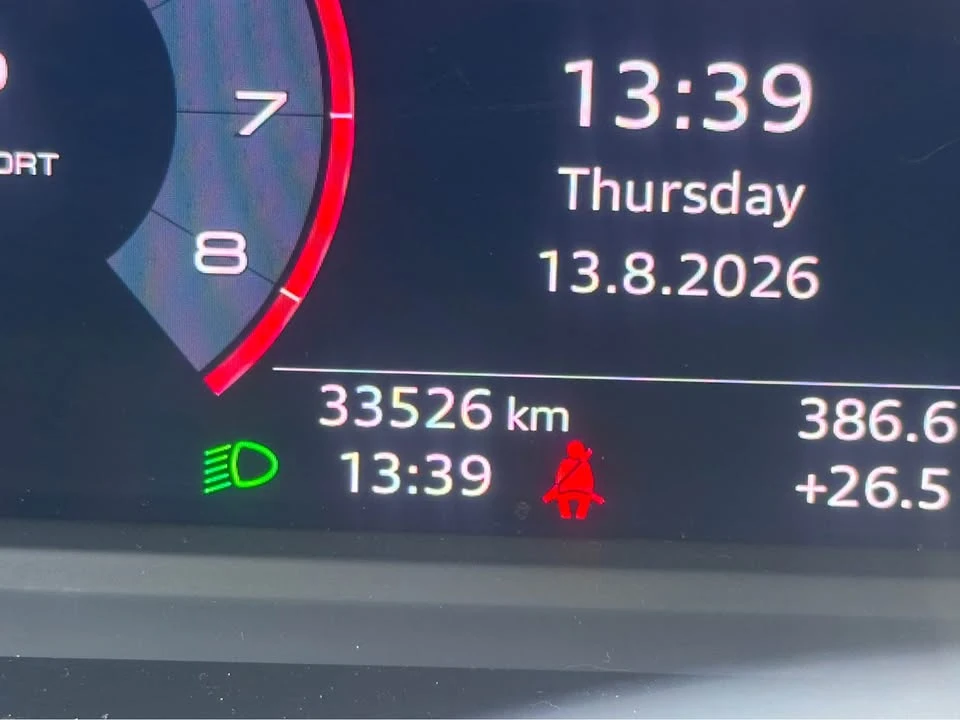 2025 Audi 8Y A3 - Image 16 of 18