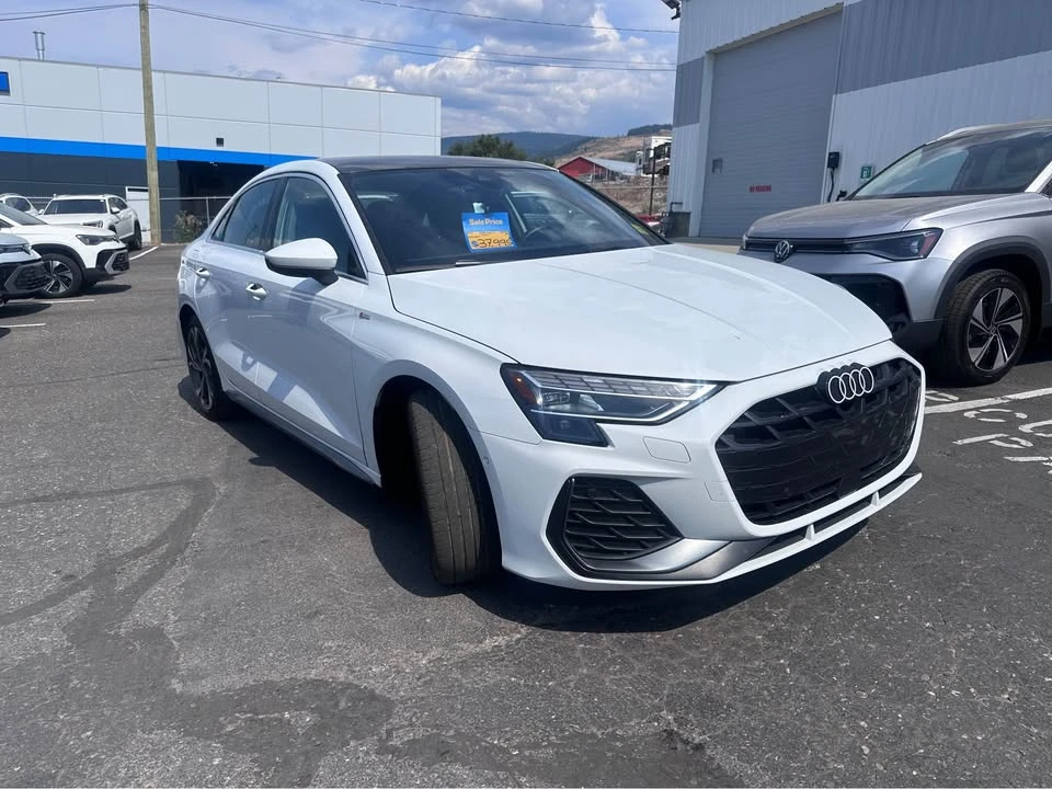 2025 Audi 8Y A3 - Image 10 of 18