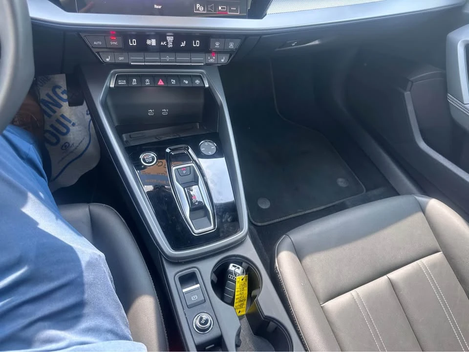 2025 Audi 8Y A3 - Image 18 of 18