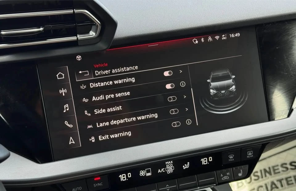 2025 Audi 8Y A3 - Image 15 of 18