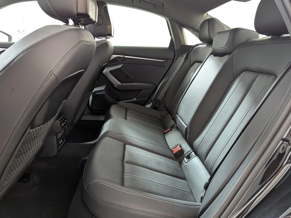 2025 Audi 8Y A3 - Image 11 of 12