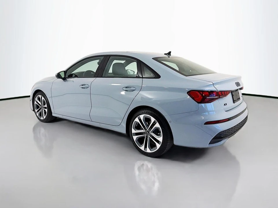 2025 Audi 8Y A3 - Image 5 of 12
