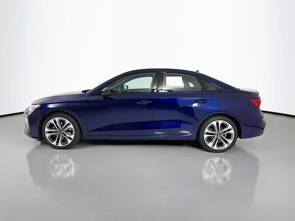 2025 Audi 8Y A3 - Image 4 of 12
