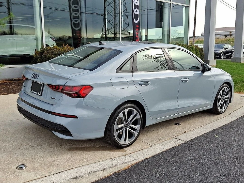 2025 Audi 8Y A3 - Image 6 of 12