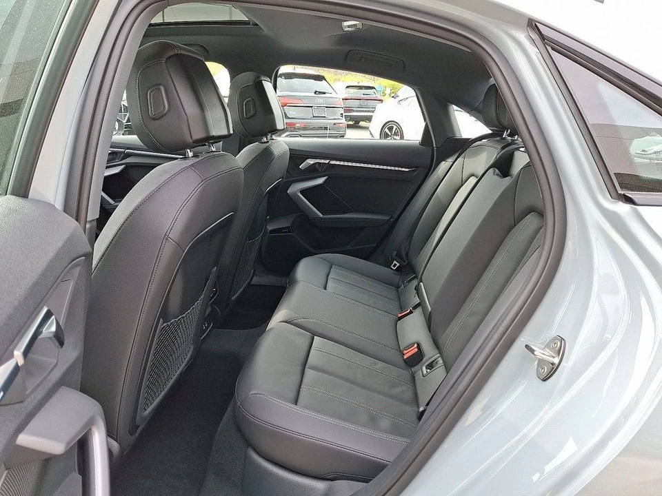 2025 Audi 8Y A3 - Image 10 of 12