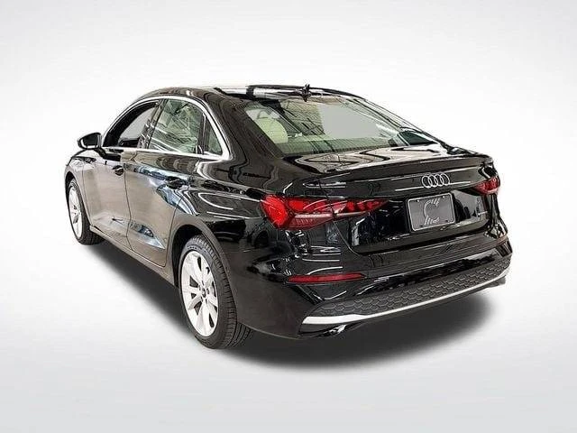 2025 Audi 8Y A3 - Image 3 of 20