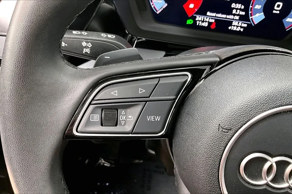 2025 Audi 8Y A3 - Image 16 of 20