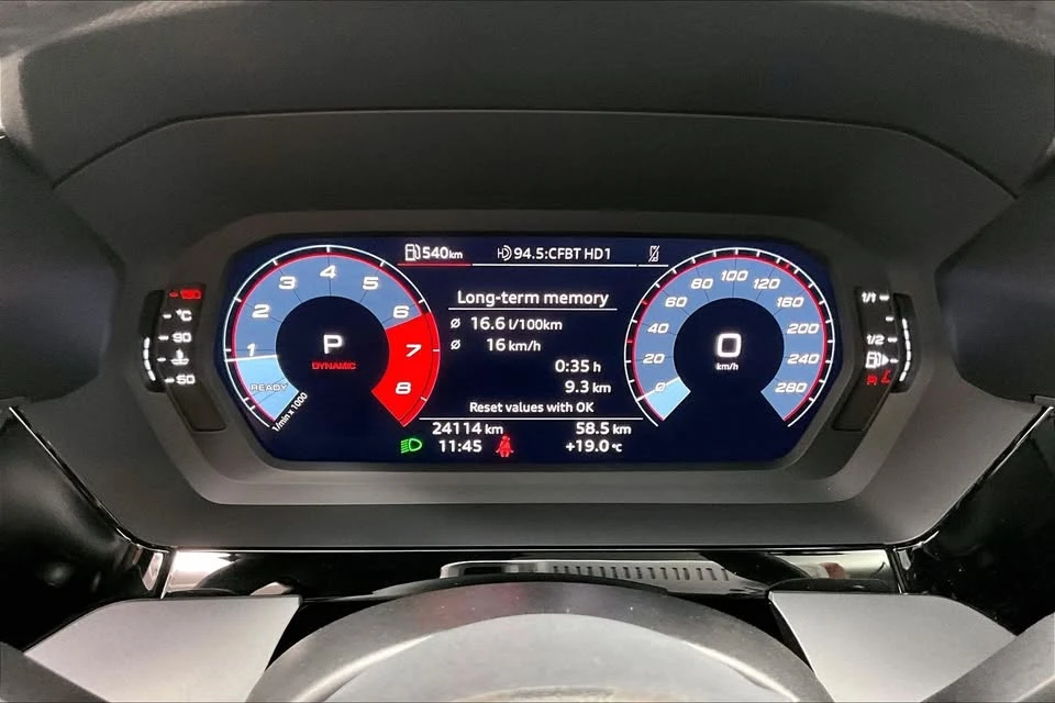 2025 Audi 8Y A3 - Image 18 of 20