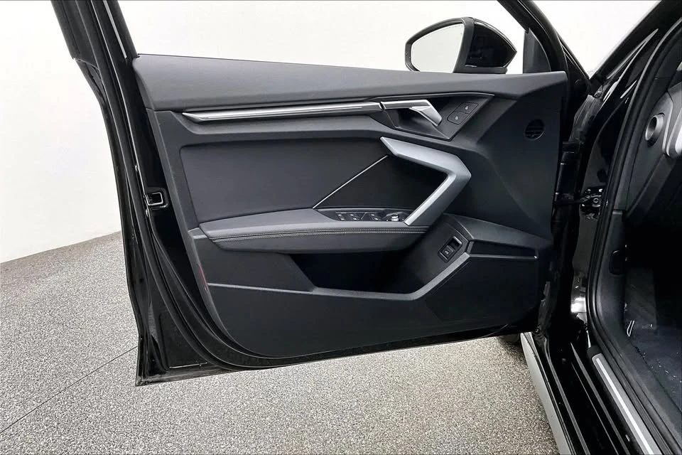 2025 Audi 8Y A3 - Image 7 of 20