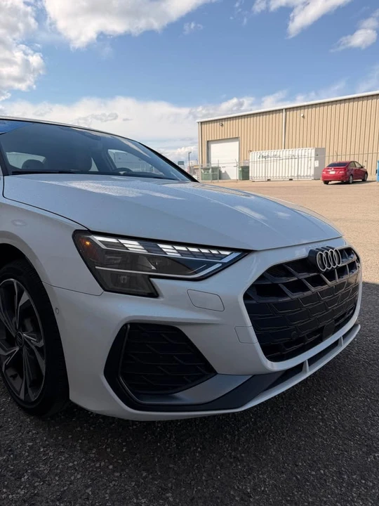 2025 Audi 8Y A3 - Image 3 of 18