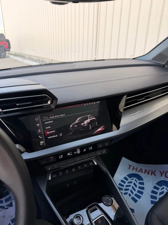 2025 Audi 8Y A3 - Image 17 of 18