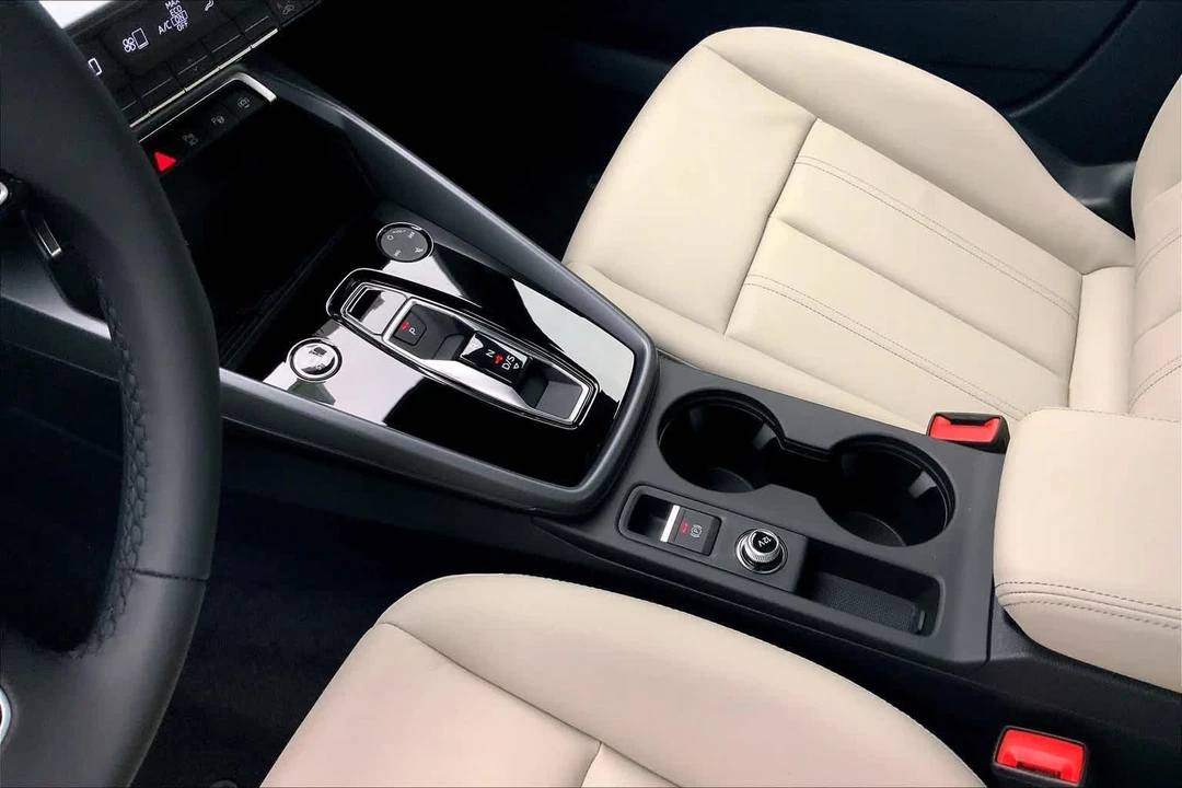 2025 Audi 8Y A3 - Image 7 of 12