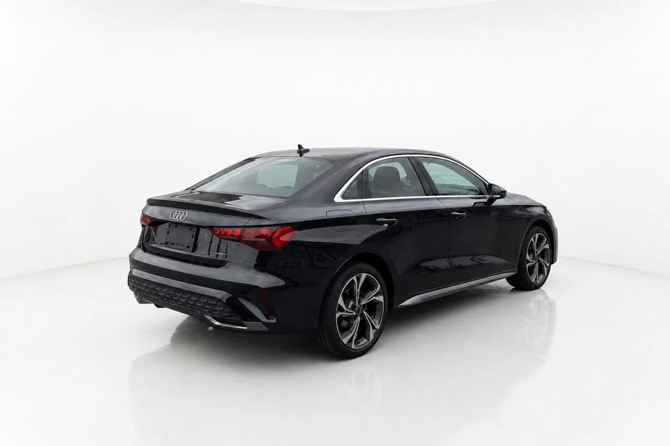2025 Audi 8Y A3 - Image 3 of 10
