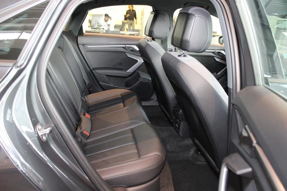 2025 Audi 8Y A3 - Image 8 of 20