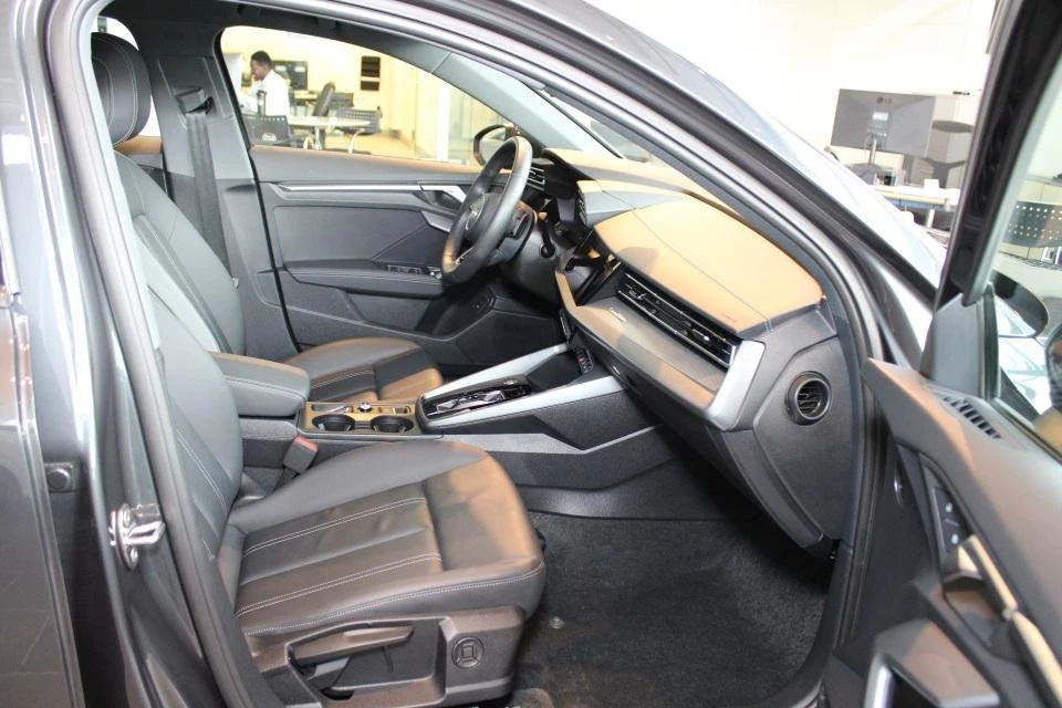 2025 Audi 8Y A3 - Image 7 of 20