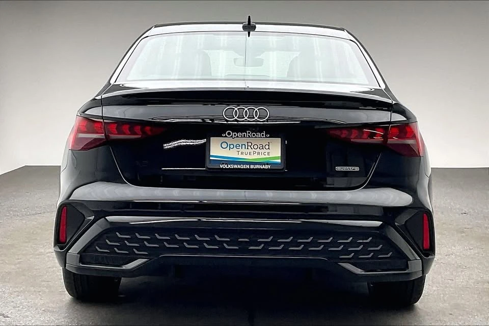 2025 Audi 8Y A3 - Image 5 of 11
