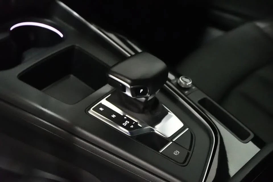 2025 Audi B9 A4 - Image 13 of 20