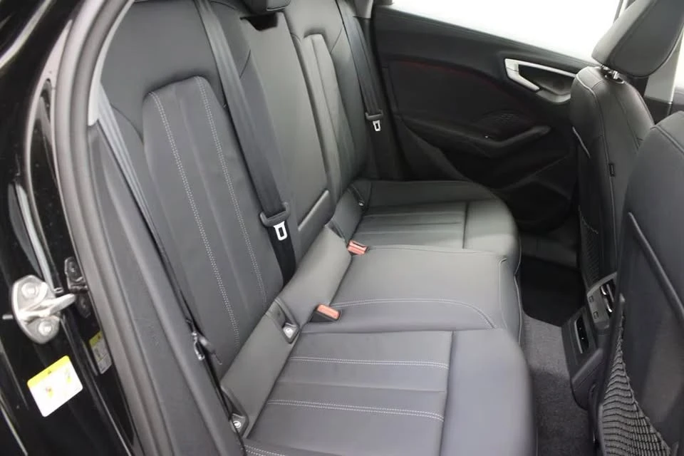 2025 Audi B10 A5 - Image 8 of 20